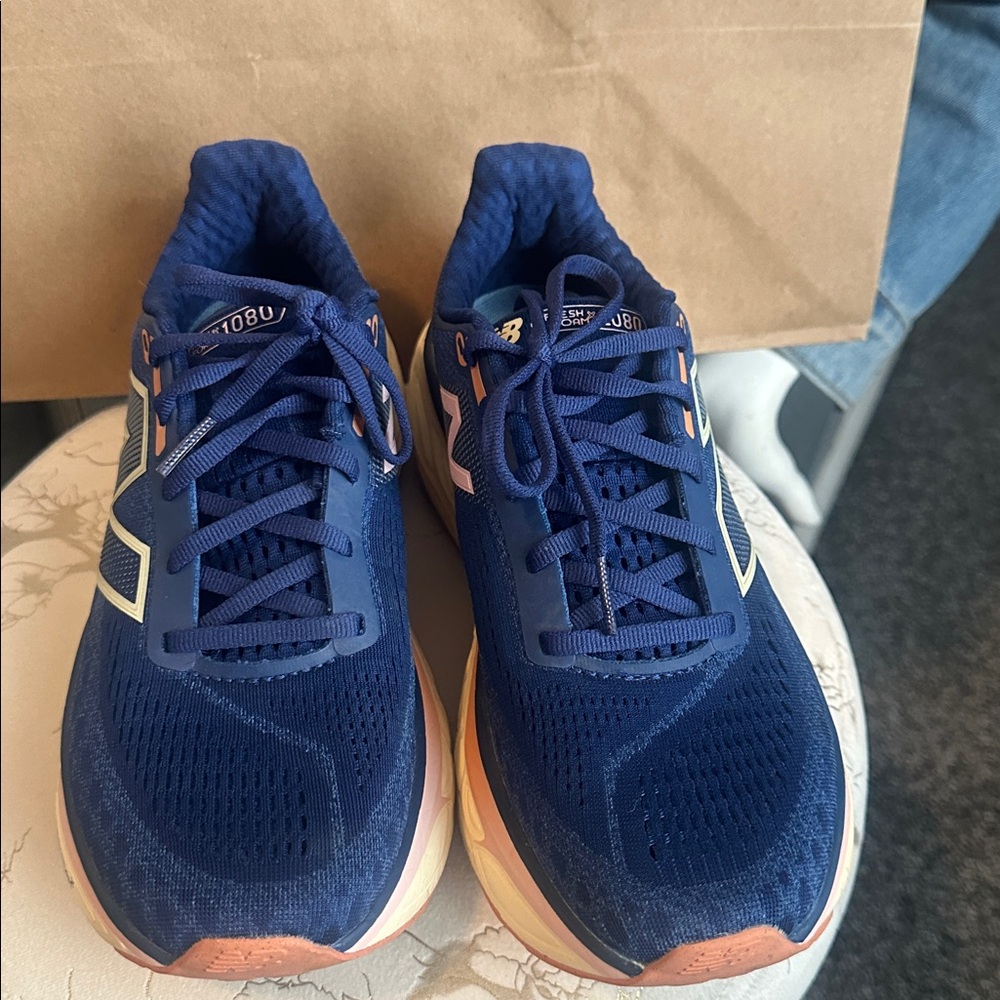 New Balance fresh foam 1080 running walking shoes size 6.5 - Picture 4 of 11